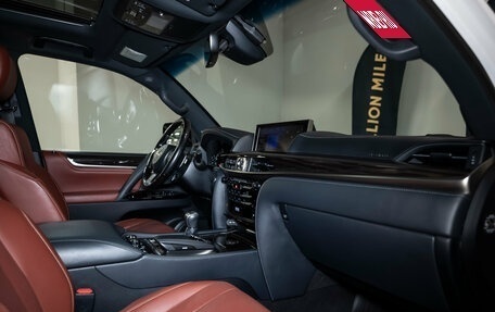 Lexus LX III, 2020 год, 8 690 000 рублей, 24 фотография