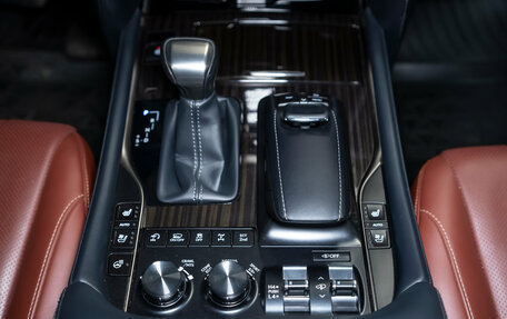 Lexus LX III, 2020 год, 8 690 000 рублей, 38 фотография