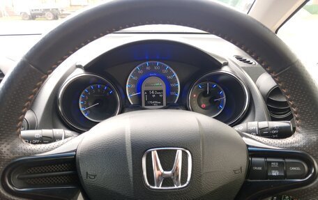 Honda Fit Shuttle I рестайлинг, 2014 год, 915 000 рублей, 8 фотография