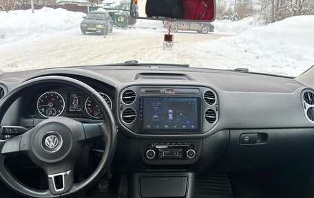 Volkswagen Tiguan I, 2011 год, 899 999 рублей, 9 фотография