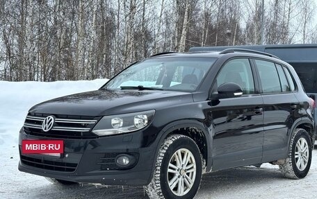 Volkswagen Tiguan I, 2011 год, 899 999 рублей, 3 фотография