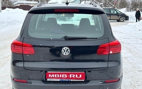 Volkswagen Tiguan I, 2011 год, 899 999 рублей, 6 фотография