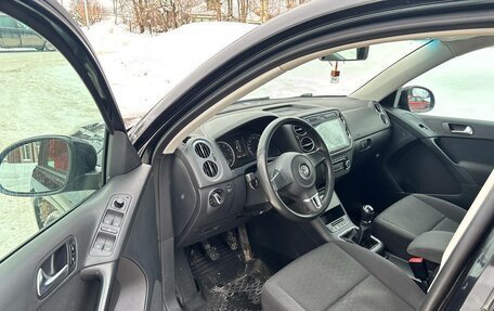 Volkswagen Tiguan I, 2011 год, 899 999 рублей, 11 фотография
