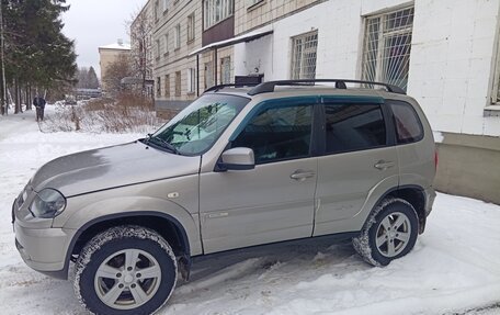 Chevrolet Niva I рестайлинг, 2013 год, 450 000 рублей, 12 фотография