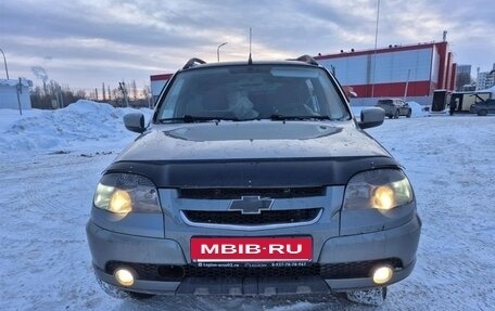 Chevrolet Niva I рестайлинг, 2016 год, 590 000 рублей, 2 фотография