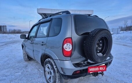 Chevrolet Niva I рестайлинг, 2016 год, 590 000 рублей, 3 фотография