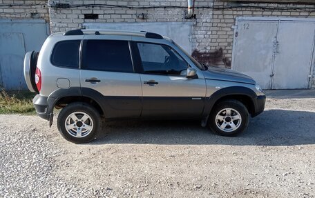 Chevrolet Niva I рестайлинг, 2012 год, 650 000 рублей, 1 фотография