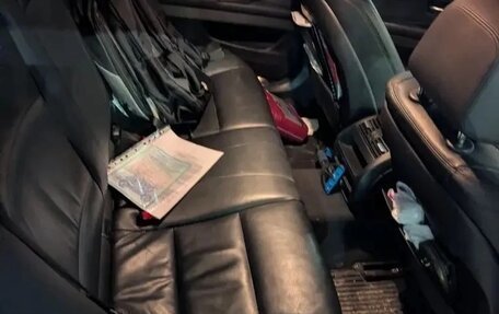 BMW 5 серия, 2013 год, 1 900 000 рублей, 9 фотография