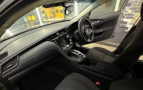 Honda Insight III, 2019 год, 2 300 000 рублей, 7 фотография