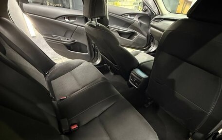 Honda Insight III, 2019 год, 2 300 000 рублей, 8 фотография