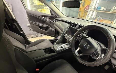 Honda Insight III, 2019 год, 2 300 000 рублей, 10 фотография