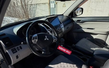 Mitsubishi Pajero Sport II рестайлинг, 2014 год, 2 100 000 рублей, 8 фотография