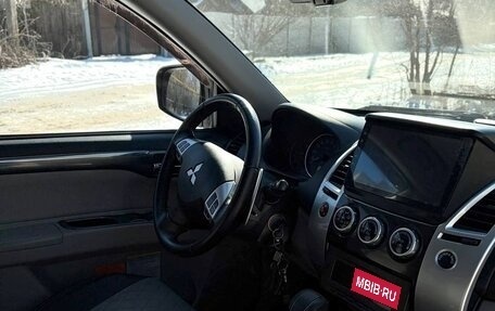 Mitsubishi Pajero Sport II рестайлинг, 2014 год, 2 100 000 рублей, 12 фотография