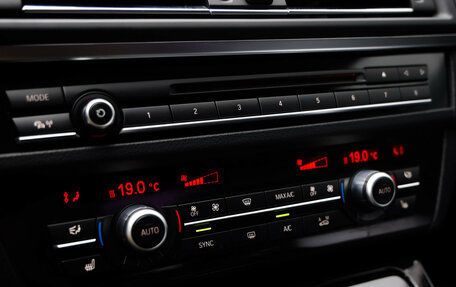 BMW 5 серия, 2014 год, 2 399 000 рублей, 17 фотография