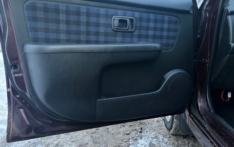 Nissan Cube II, 2000 год, 299 900 рублей, 18 фотография