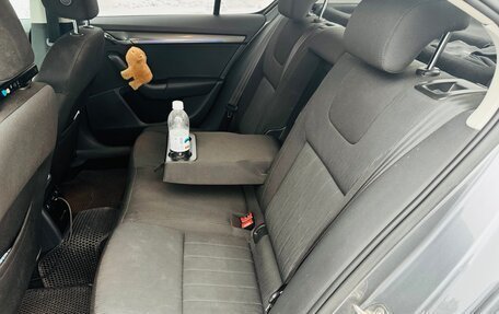 Skoda Octavia, 2017 год, 1 570 000 рублей, 8 фотография