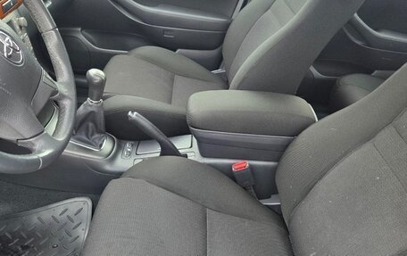 Toyota Avensis III рестайлинг, 2008 год, 1 500 000 рублей, 9 фотография