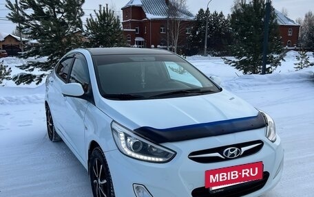 Hyundai Solaris II рестайлинг, 2013 год, 785 000 рублей, 3 фотография