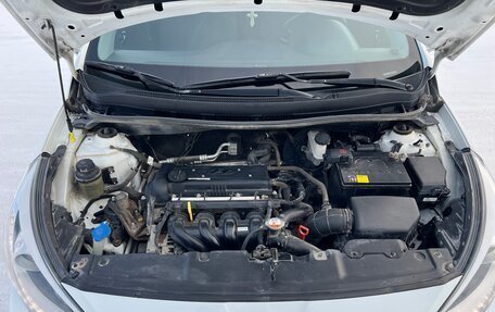 Hyundai Solaris II рестайлинг, 2013 год, 785 000 рублей, 18 фотография