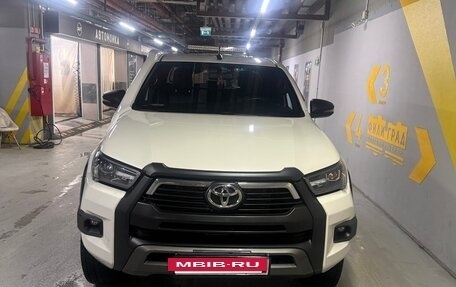 Toyota Hilux VIII, 2021 год, 4 900 000 рублей, 3 фотография