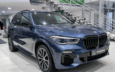 BMW X5, 2019 год, 6 700 000 рублей, 3 фотография