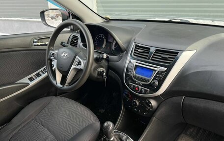 Hyundai Solaris II рестайлинг, 2012 год, 595 000 рублей, 7 фотография