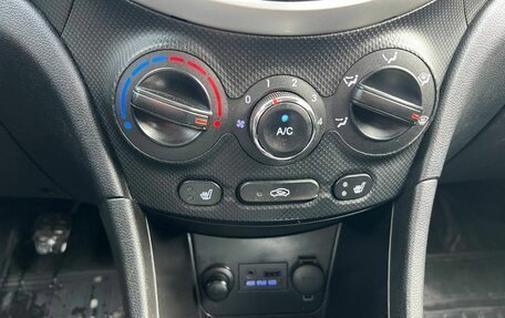 Hyundai Solaris II рестайлинг, 2012 год, 595 000 рублей, 12 фотография