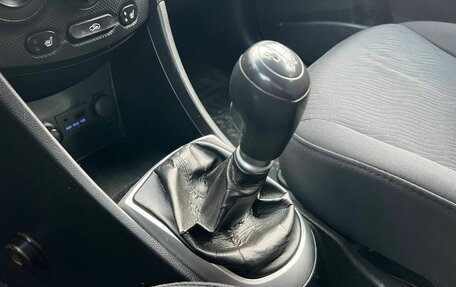 Hyundai Solaris II рестайлинг, 2012 год, 595 000 рублей, 13 фотография