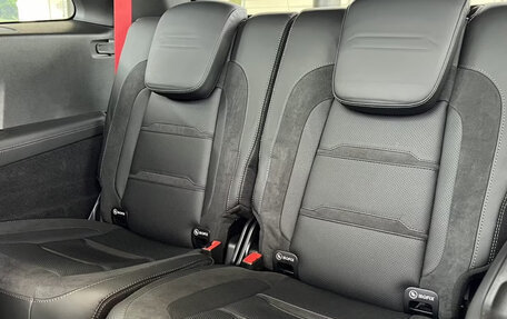 Mercedes-Benz GLS AMG, 2023 год, 13 775 000 рублей, 17 фотография