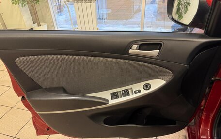 Hyundai Solaris II рестайлинг, 2013 год, 896 000 рублей, 14 фотография