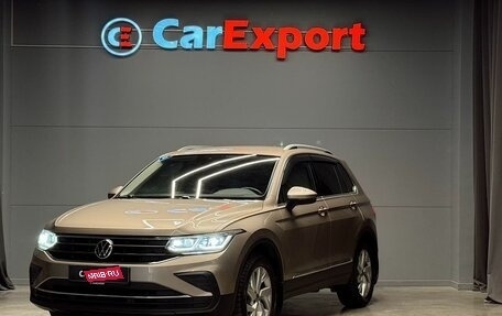 Volkswagen Tiguan II, 2021 год, 3 900 000 рублей, 1 фотография