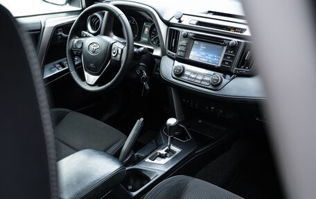 Toyota RAV4, 2016 год, 2 650 000 рублей, 18 фотография