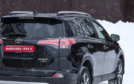 Toyota RAV4, 2016 год, 2 650 000 рублей, 3 фотография