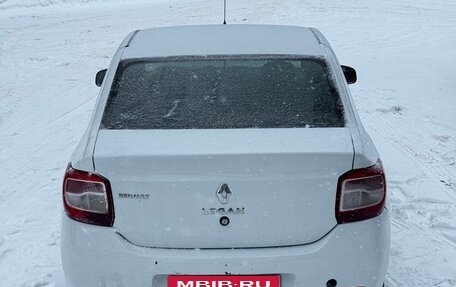 Renault Logan II, 2018 год, 300 000 рублей, 4 фотография