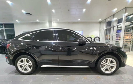 Audi Q5, 2021 год, 4 990 000 рублей, 5 фотография