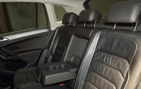 Volkswagen Tiguan II, 2021 год, 3 900 000 рублей, 32 фотография