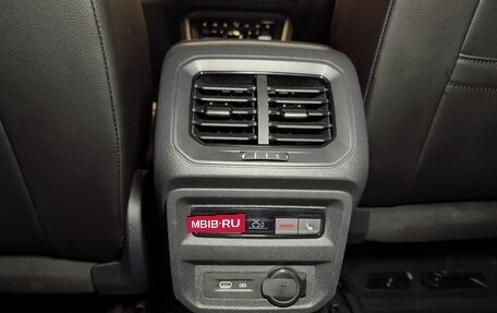 Volkswagen Tiguan II, 2021 год, 3 900 000 рублей, 35 фотография