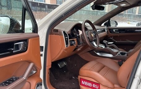 Porsche Cayenne III, 2022 год, 18 500 000 рублей, 20 фотография