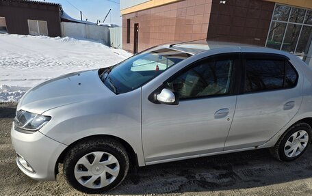 Renault Logan II, 2015 год, 495 000 рублей, 12 фотография