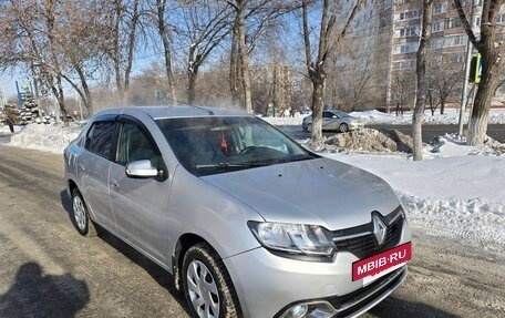 Renault Logan II, 2015 год, 495 000 рублей, 18 фотография