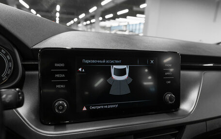 Skoda Rapid II, 2021 год, 1 670 000 рублей, 16 фотография
