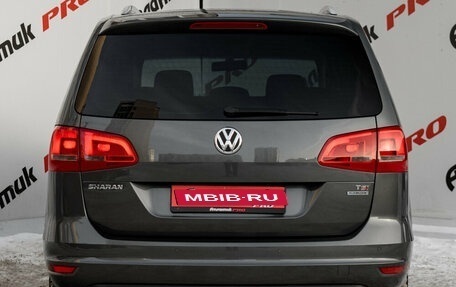 Volkswagen Sharan II, 2013 год, 1 450 000 рублей, 6 фотография