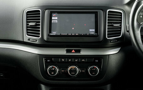 Volkswagen Sharan II, 2013 год, 1 450 000 рублей, 15 фотография