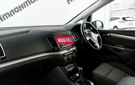 Volkswagen Sharan II, 2013 год, 1 450 000 рублей, 13 фотография