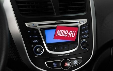 Hyundai Solaris II рестайлинг, 2013 год, 740 000 рублей, 12 фотография