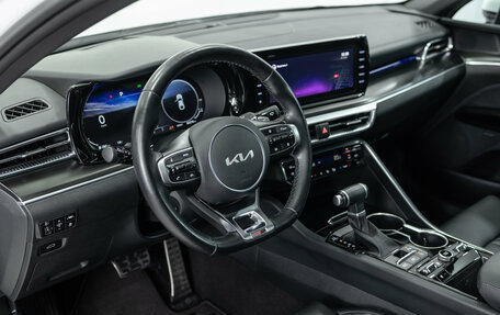 KIA K5, 2022 год, 3 090 000 рублей, 10 фотография