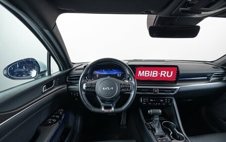 KIA K5, 2022 год, 3 090 000 рублей, 13 фотография