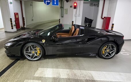 Ferrari F8, 2021 год, 37 000 000 рублей, 6 фотография