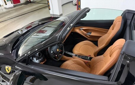 Ferrari F8, 2021 год, 37 000 000 рублей, 9 фотография