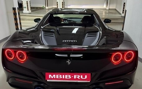 Ferrari F8, 2021 год, 37 000 000 рублей, 14 фотография